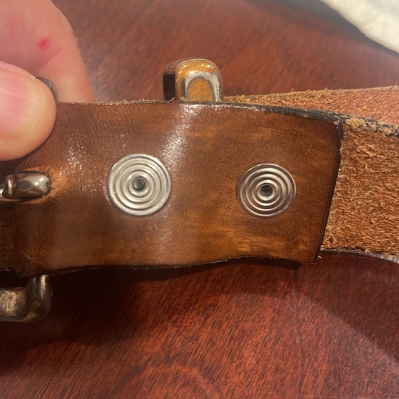 Vintage Leather Floral Tooled Belt with solid brass buckle - Picture 5 of 15